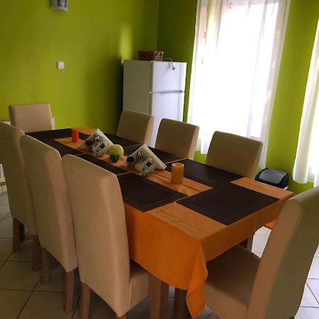 Kristaly Apartmanhaz Sárvár Exteriör bild